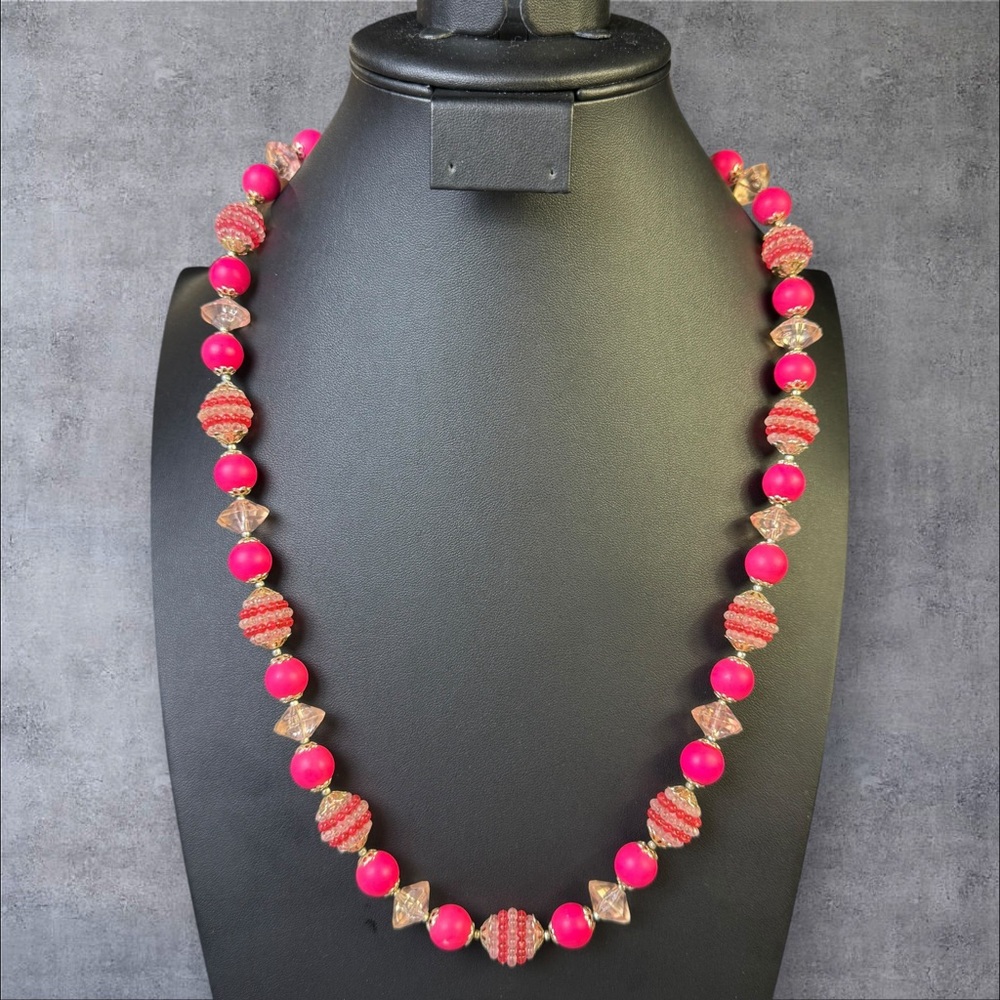 271. Vintage Hot Pink And Clear Beaded Necklace Length 26”